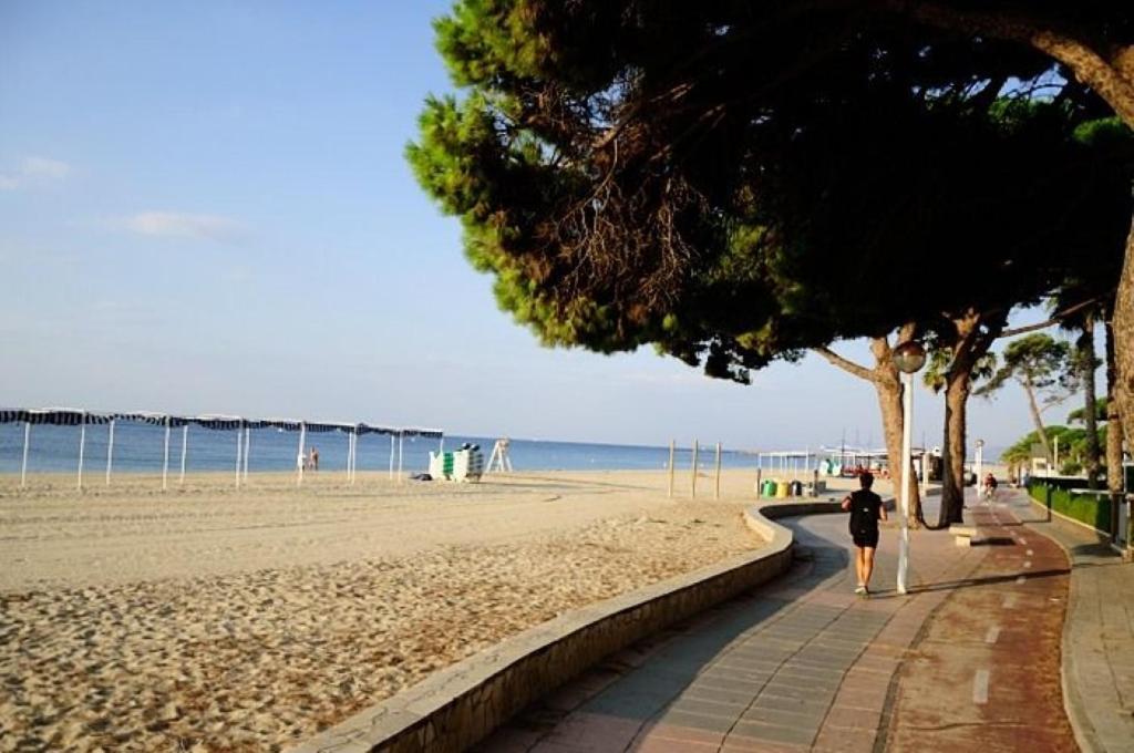 Sunflat Holidays Vila Beach Economic Aparment Cambrils Dış mekan fotoğraf